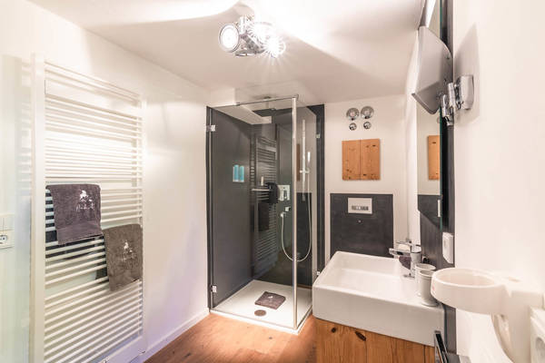 Ferienwohnung Hochsitz - Badezimmer mit Dusche